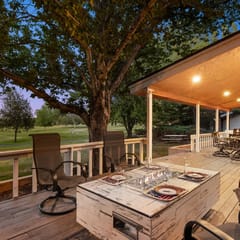 Moonlit Lodge-Luxury 4BR with Golf Course Views w/ Hot Tub